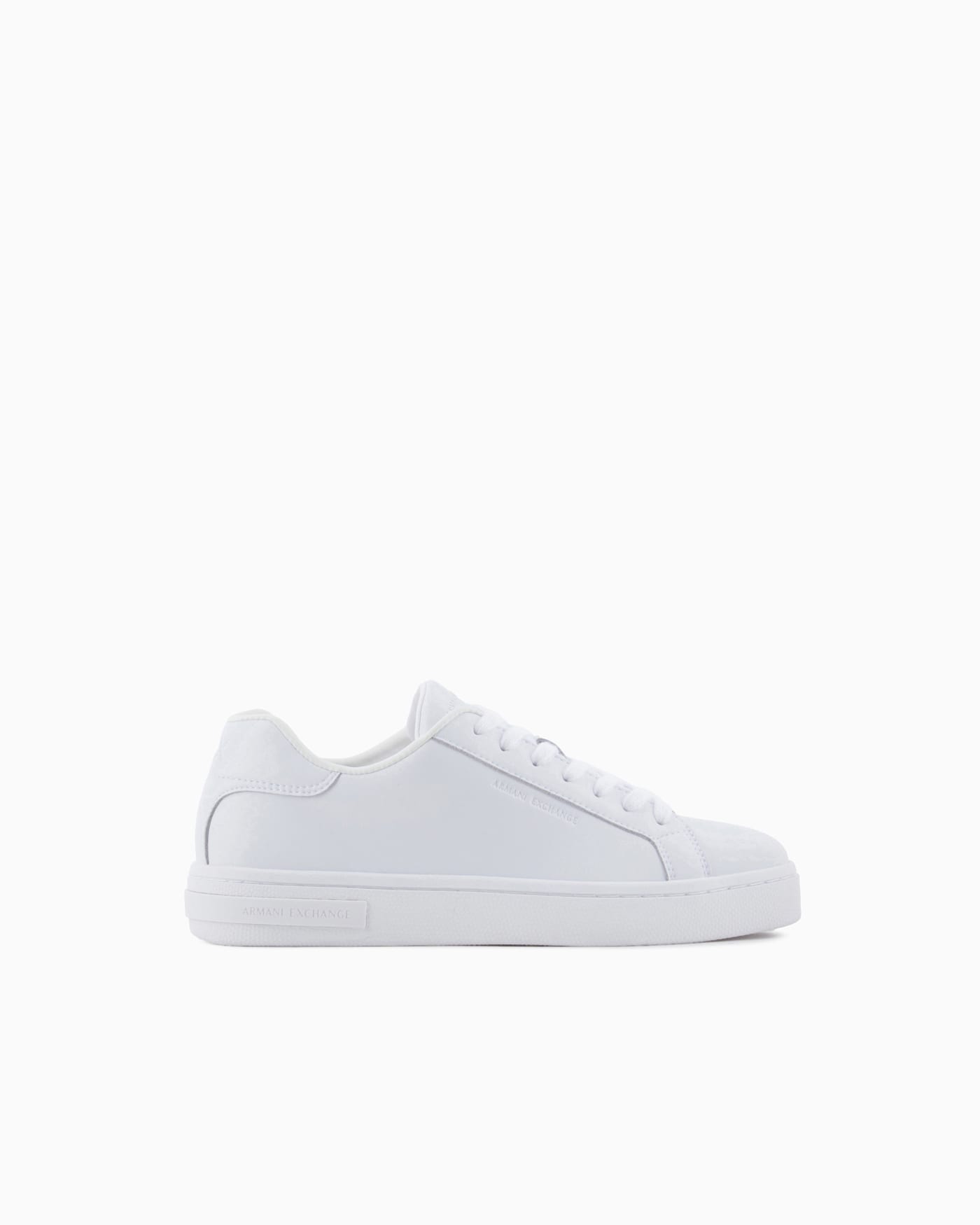 High-top sneaker smooth leather woman