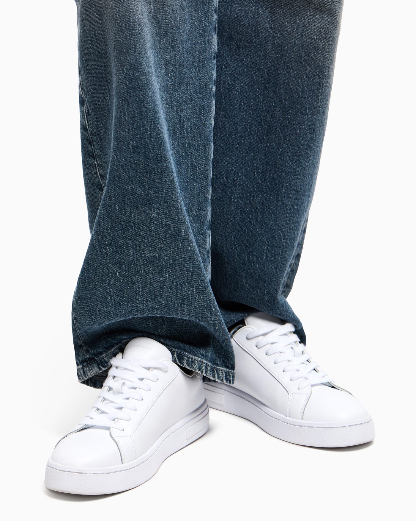 High-top sneaker smooth leather woman