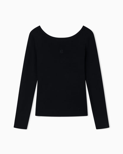 Long-sleeved boat neck sweater