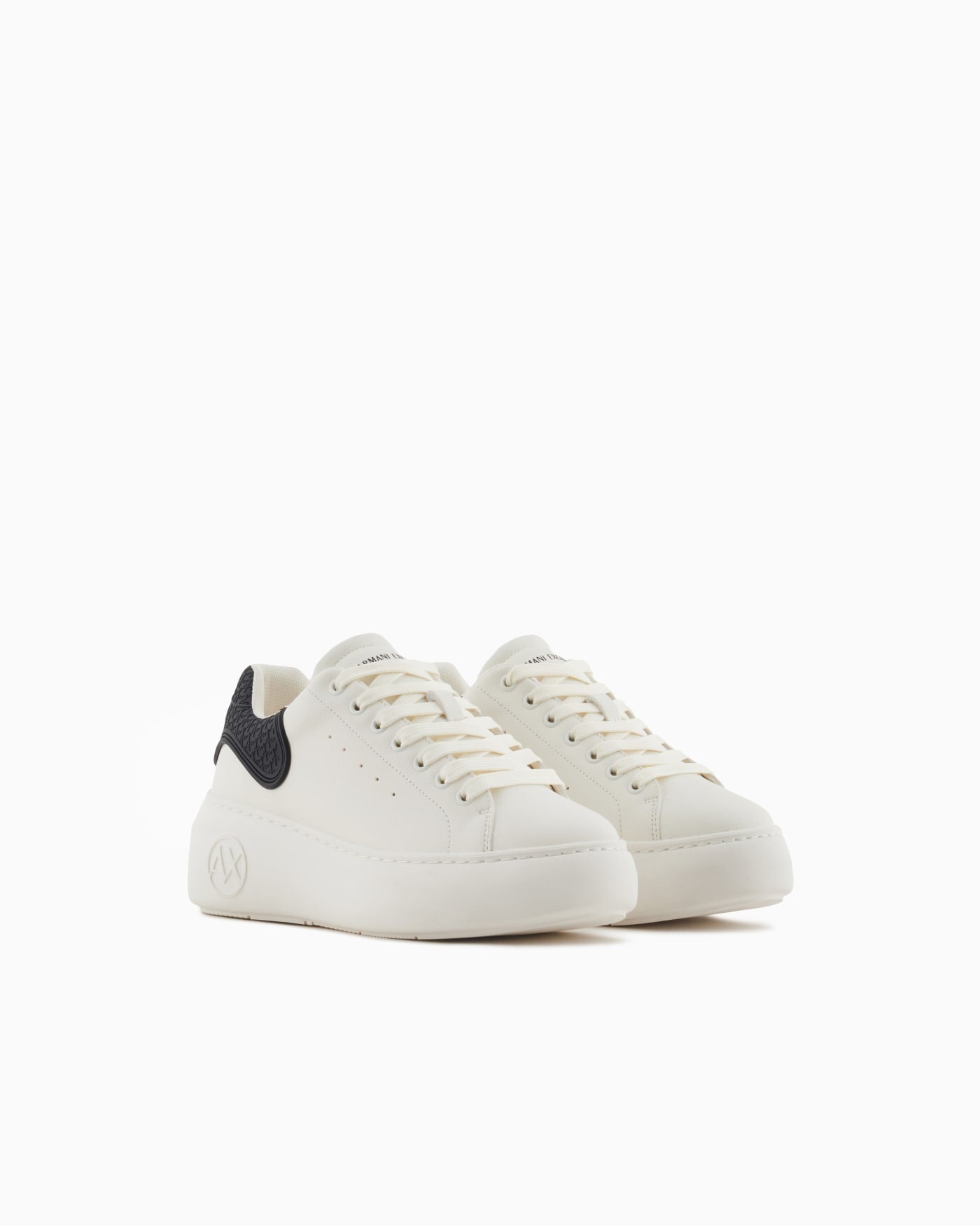 Vintage effect sneaker woman
