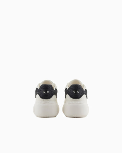 Vintage effect sneaker woman