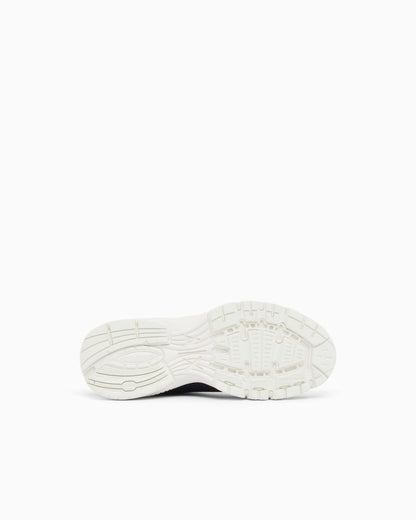 Sneakers in mesh and nylon with rubber sole