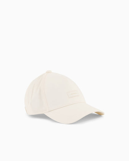 Cap with visor and logo