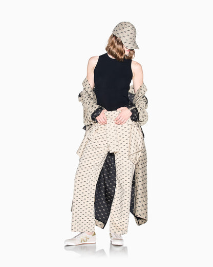 regular fit trousers in organic cotton with allover print