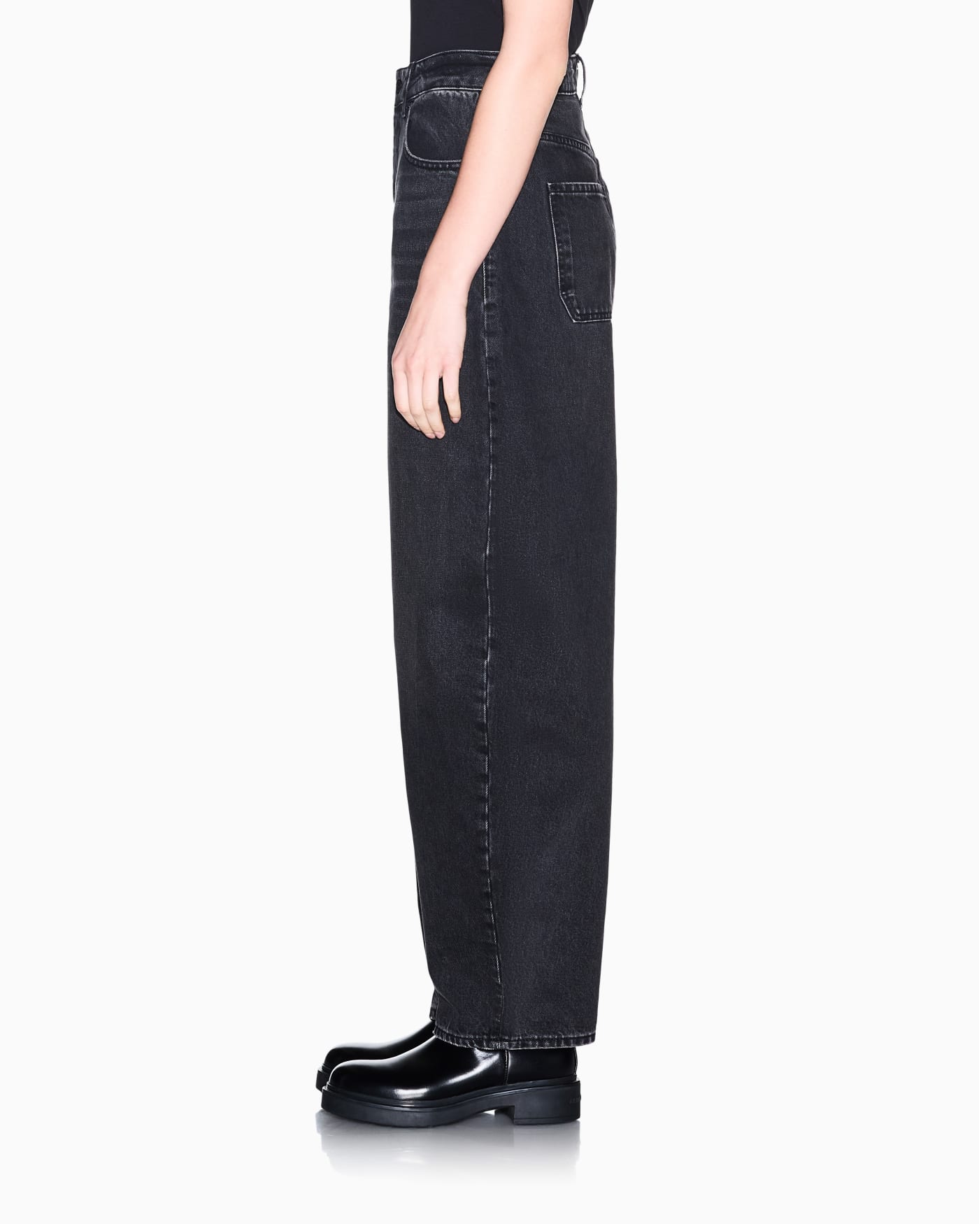 oversized fit 5 pockets denim pant in rigid cotton