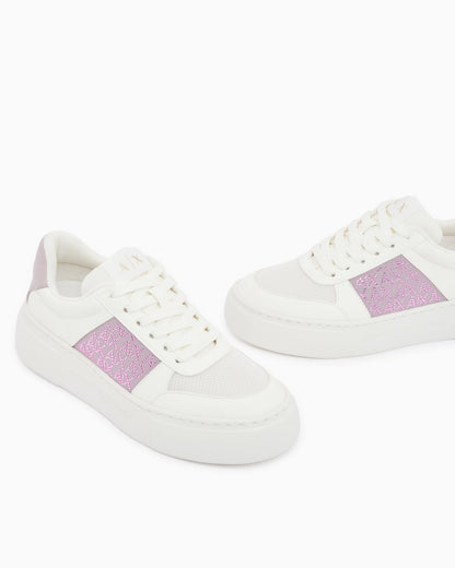 Lace-up low-top sneakers in textured mesh with a thick sole
