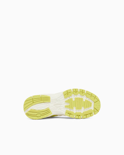Sneakers with mesh inserts