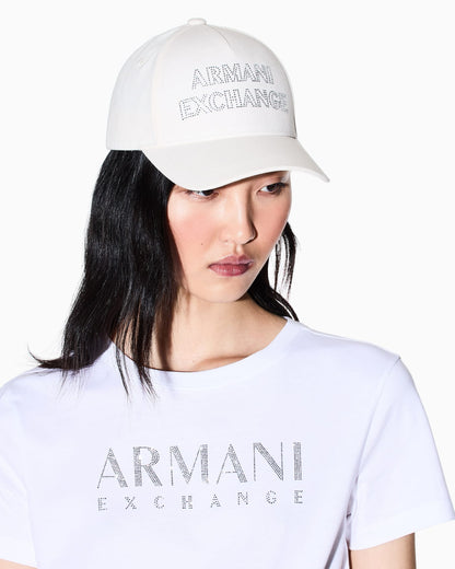 Cap with visor and logo