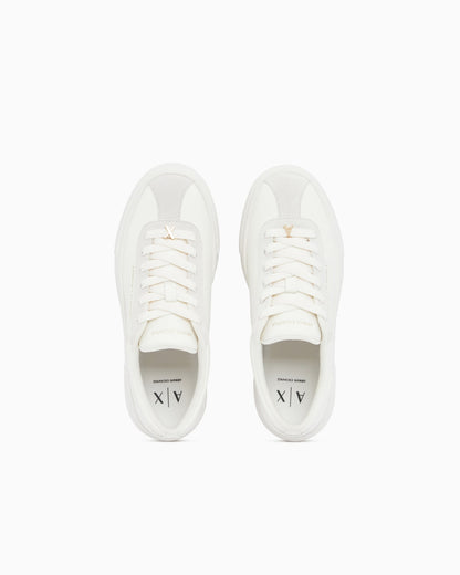 Low cut Sneakers with suede and tumbled finish