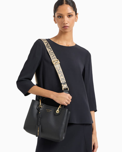 Pebbled shopper bag with pouch woman