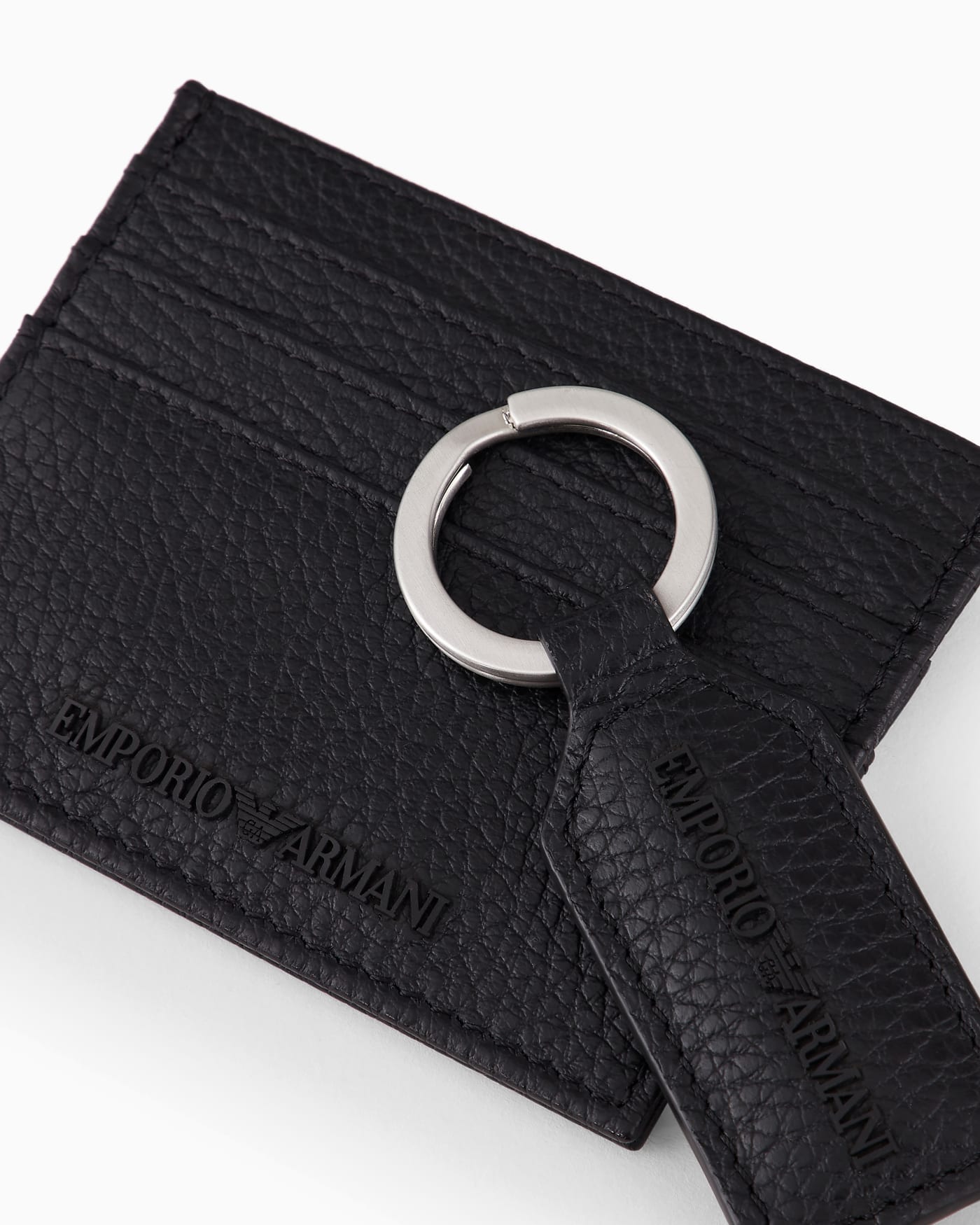 Gift box with card holder and keyring in tumbled leather