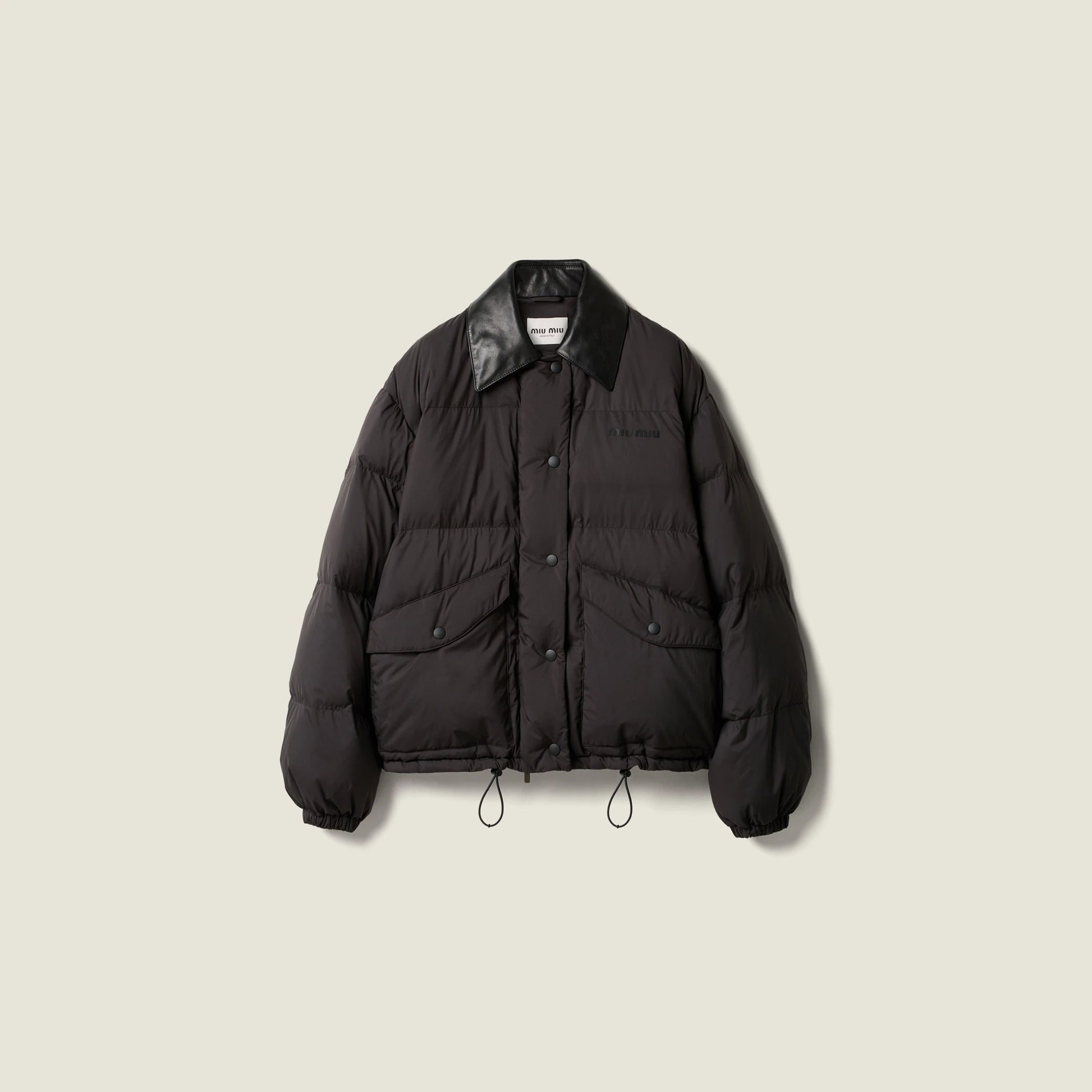Technical pongé cropped down jacket