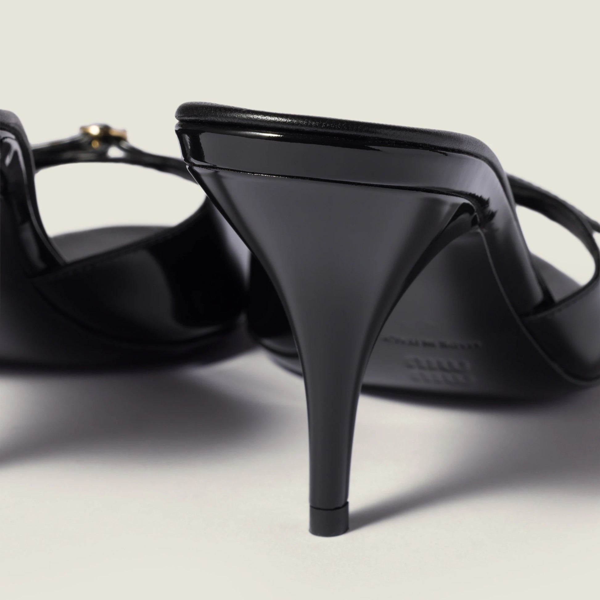 Patent leather mules with buckle