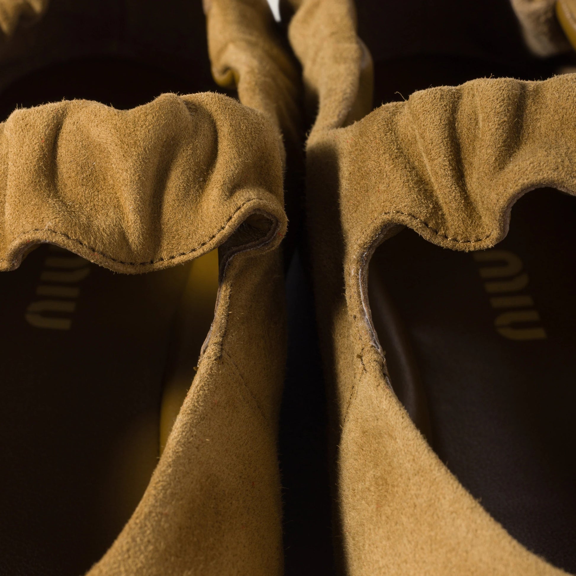 Ruches suede ballerinas