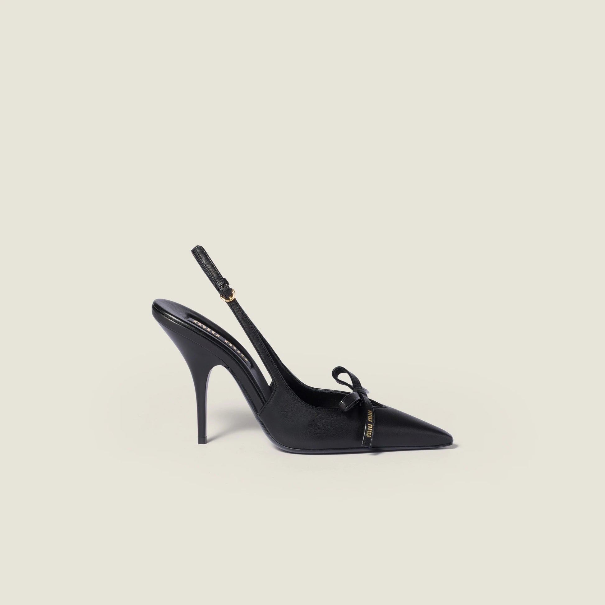 Leather slingback pumps with bow