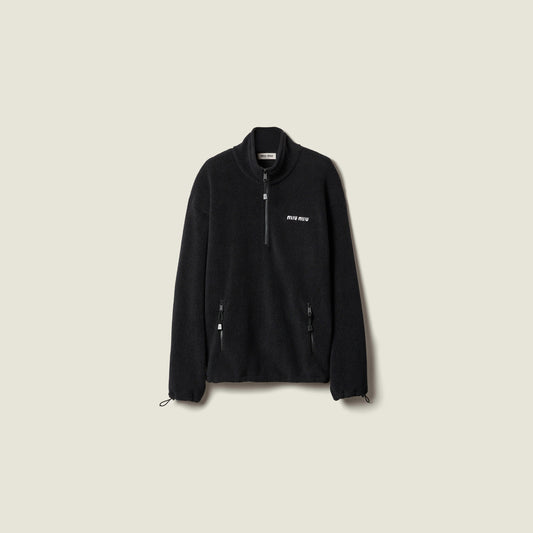 Fleece sweatshirt