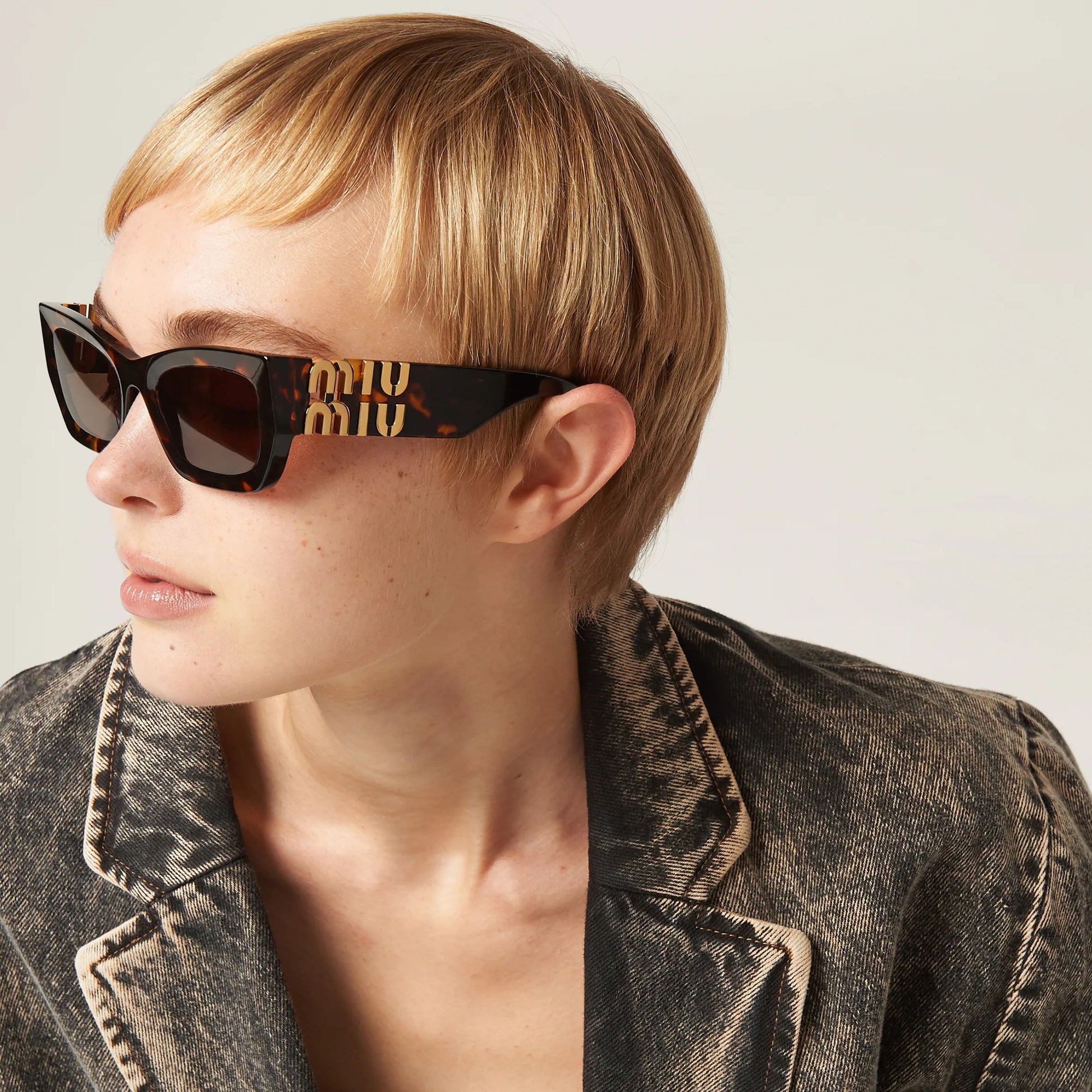 Miu Glimpse sunglasses