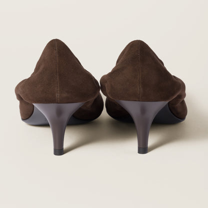 Ruches suede pumps
