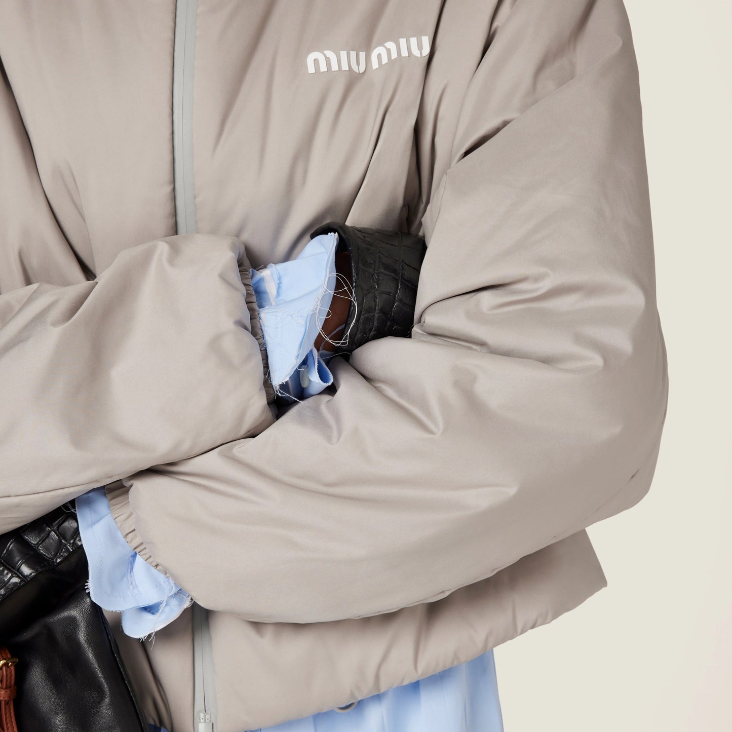 Technical pongé jacket