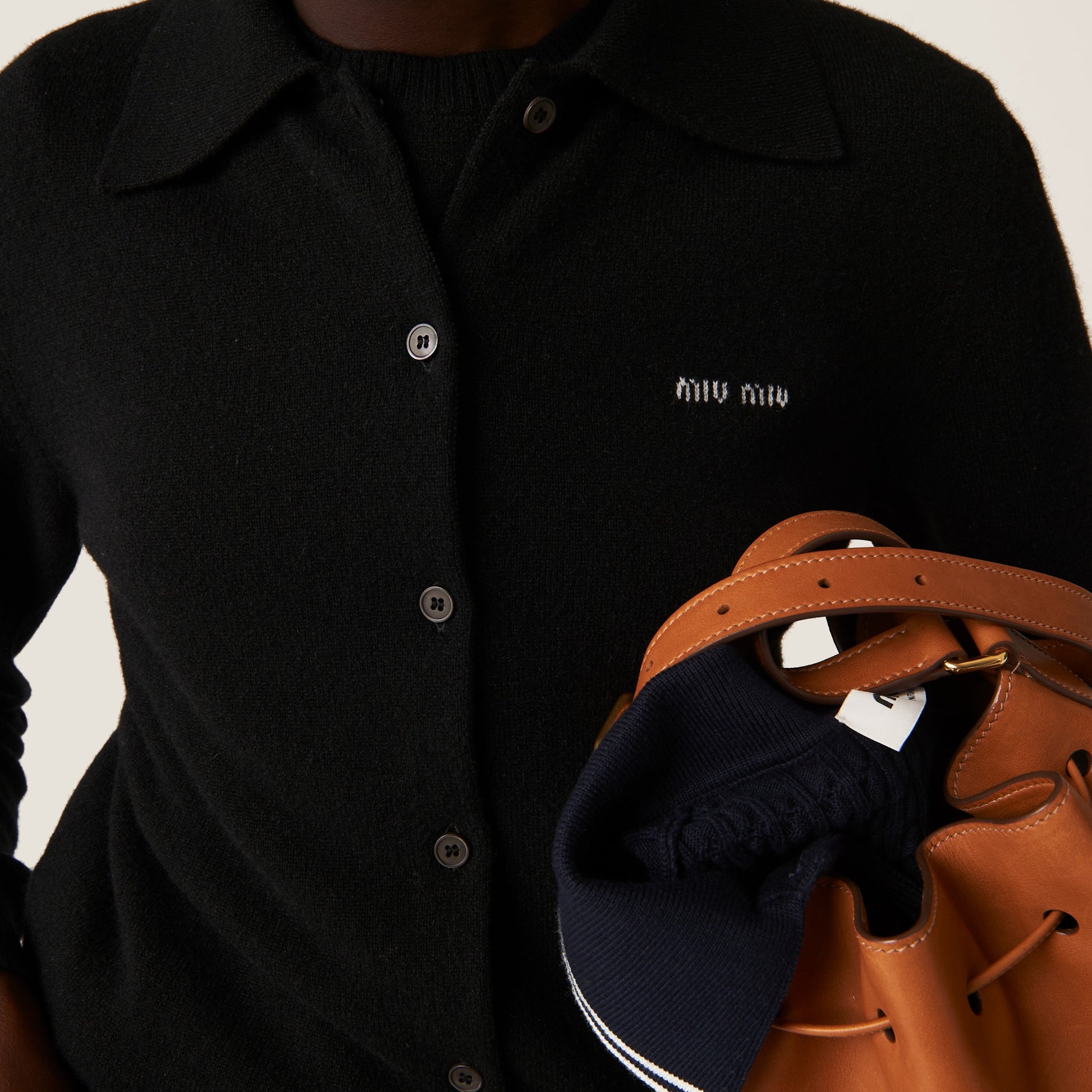 Cashmere knit cardigan