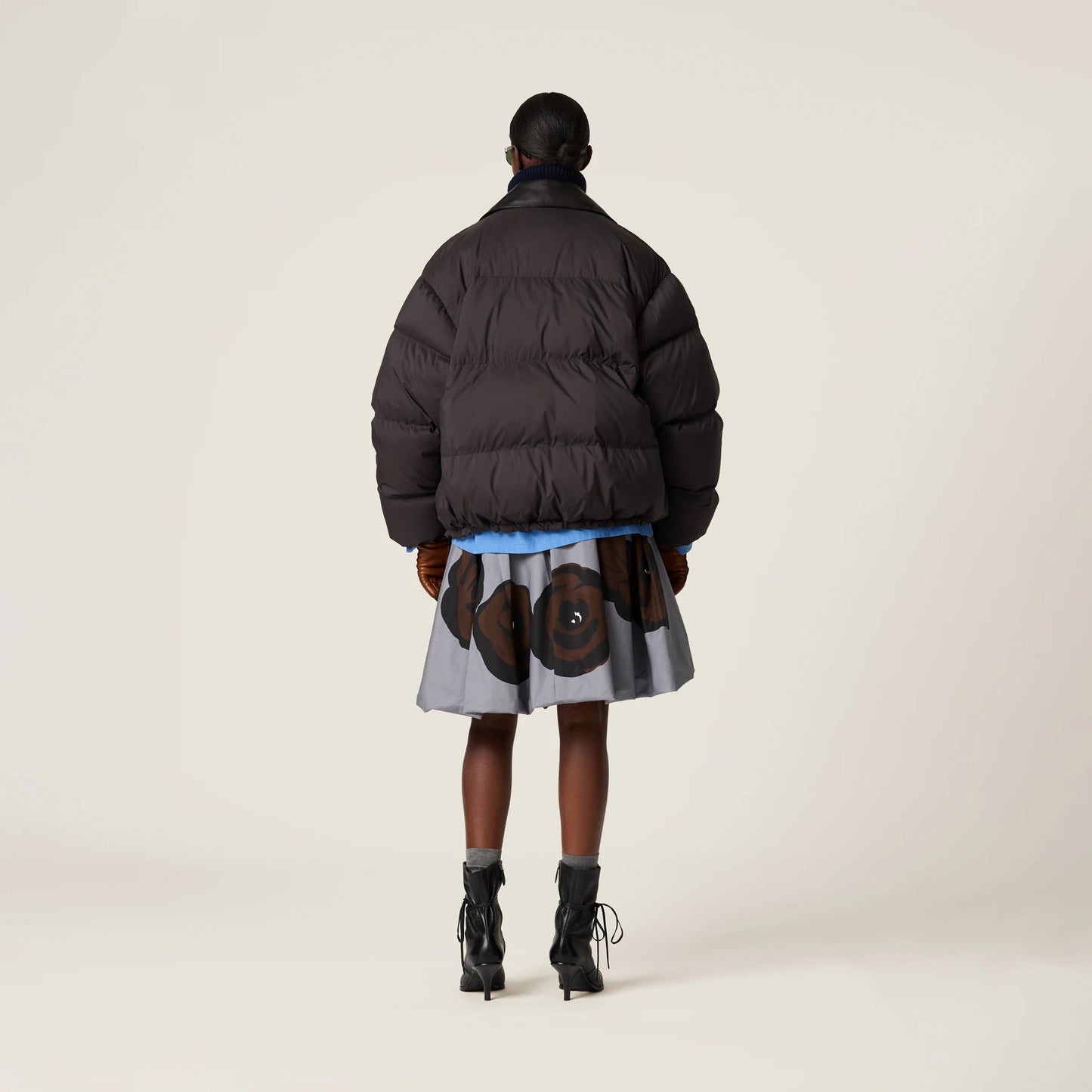 Technical pongé cropped down jacket