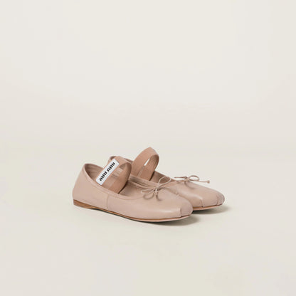 Leather ballerinas