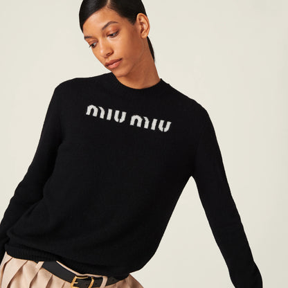 Wool and cashmere sweater