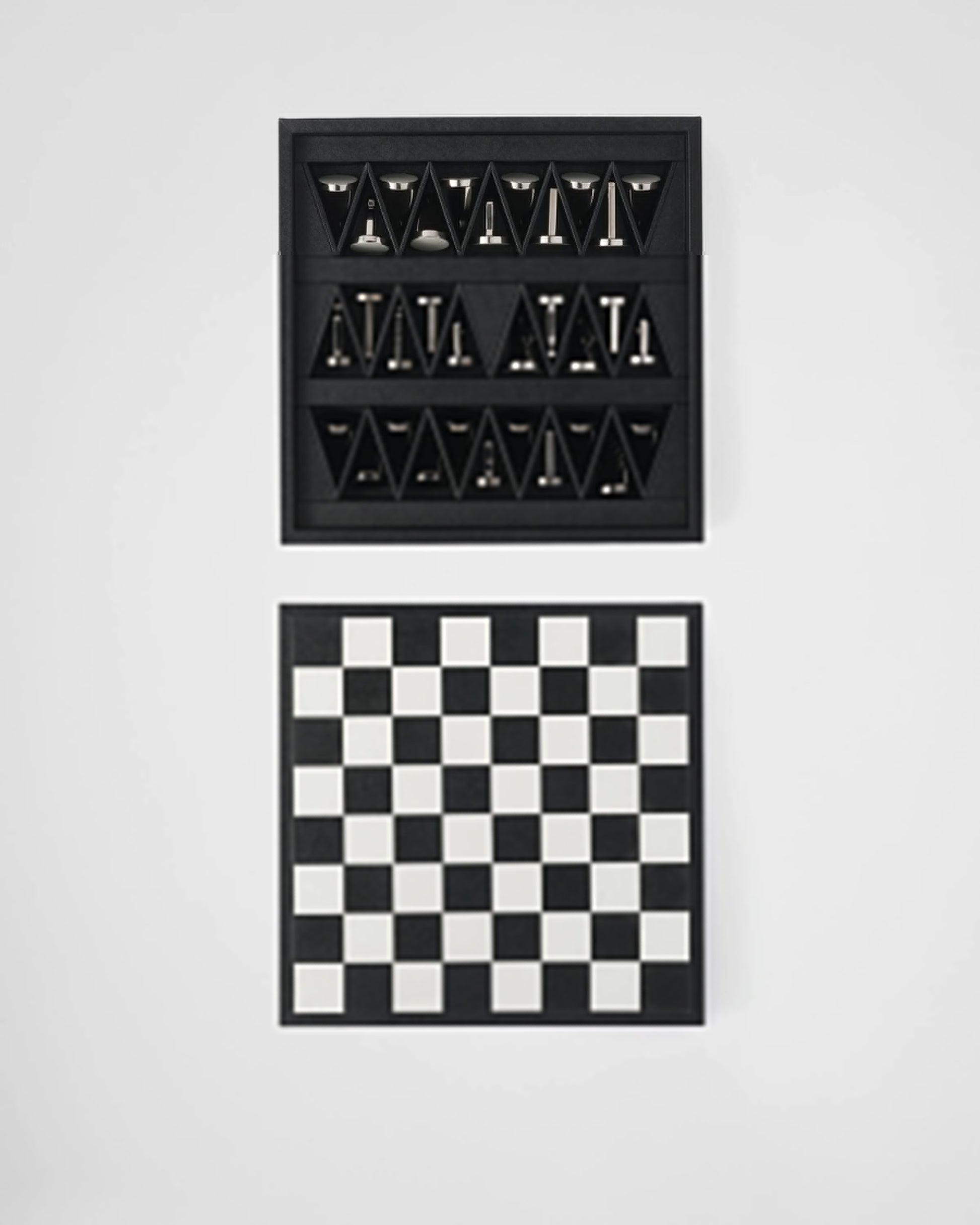 Saffiano leather chess set