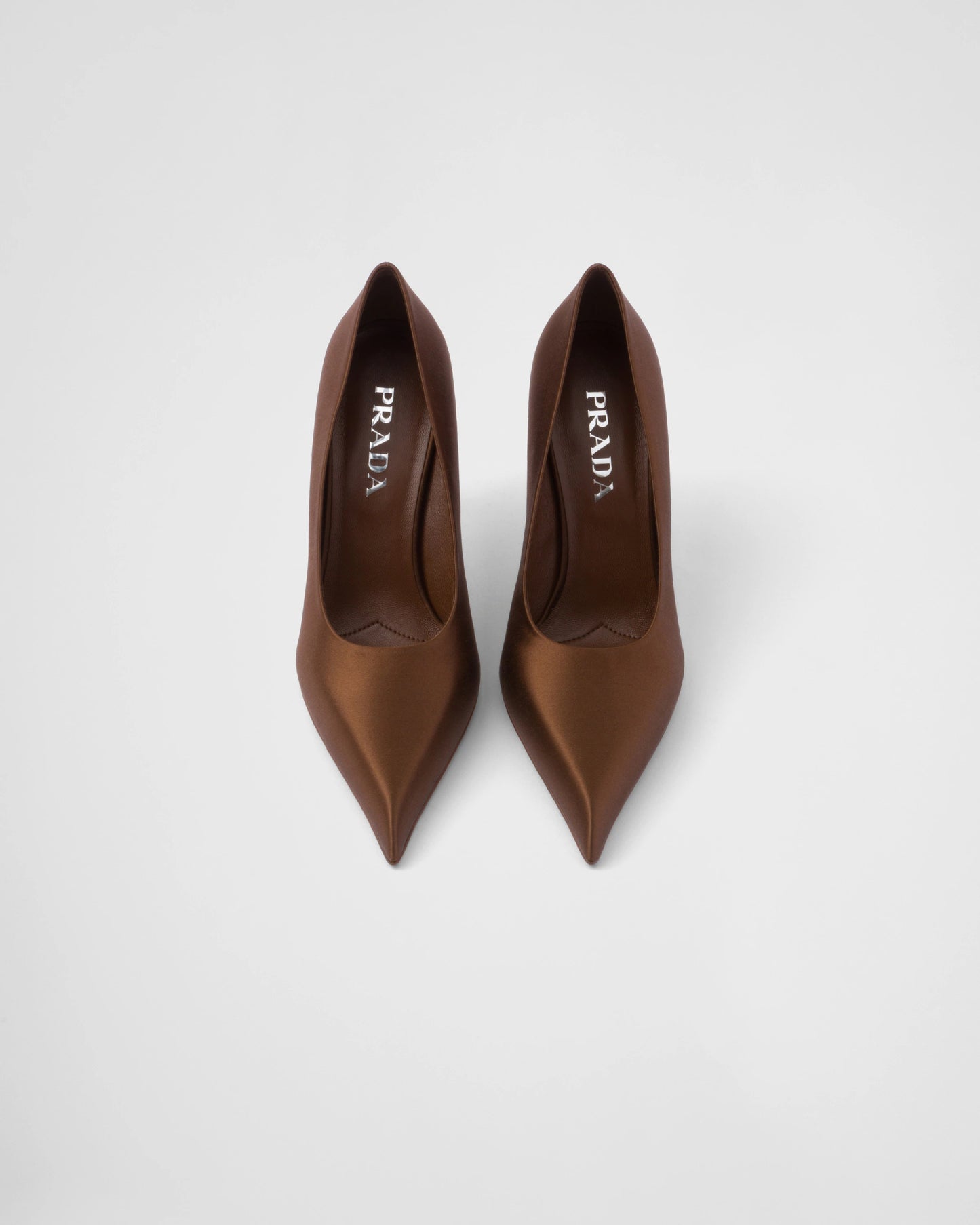 Satin pumps