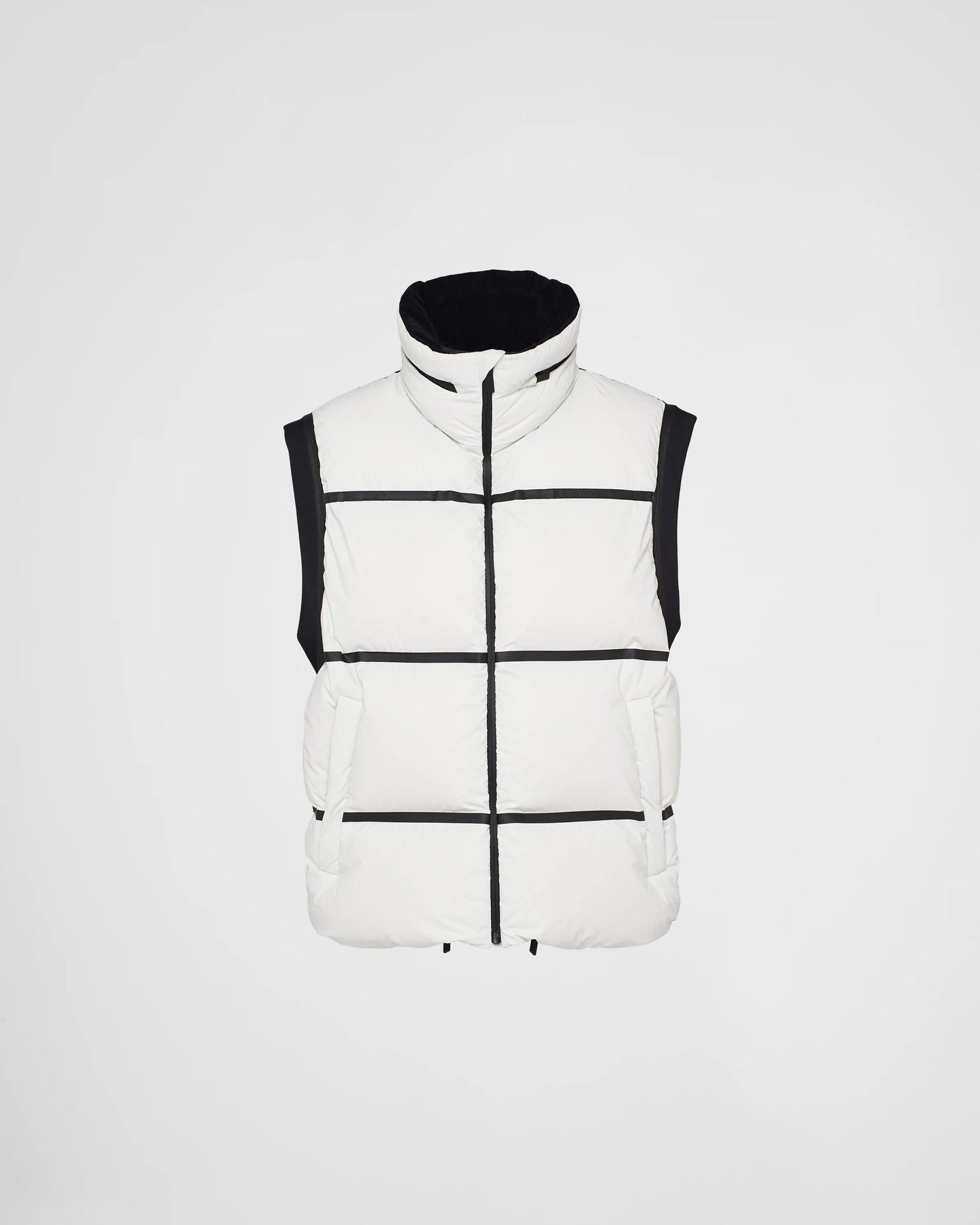 Light technical fabric down vest