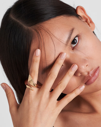 Eternal Gold snake ring in yellow gold