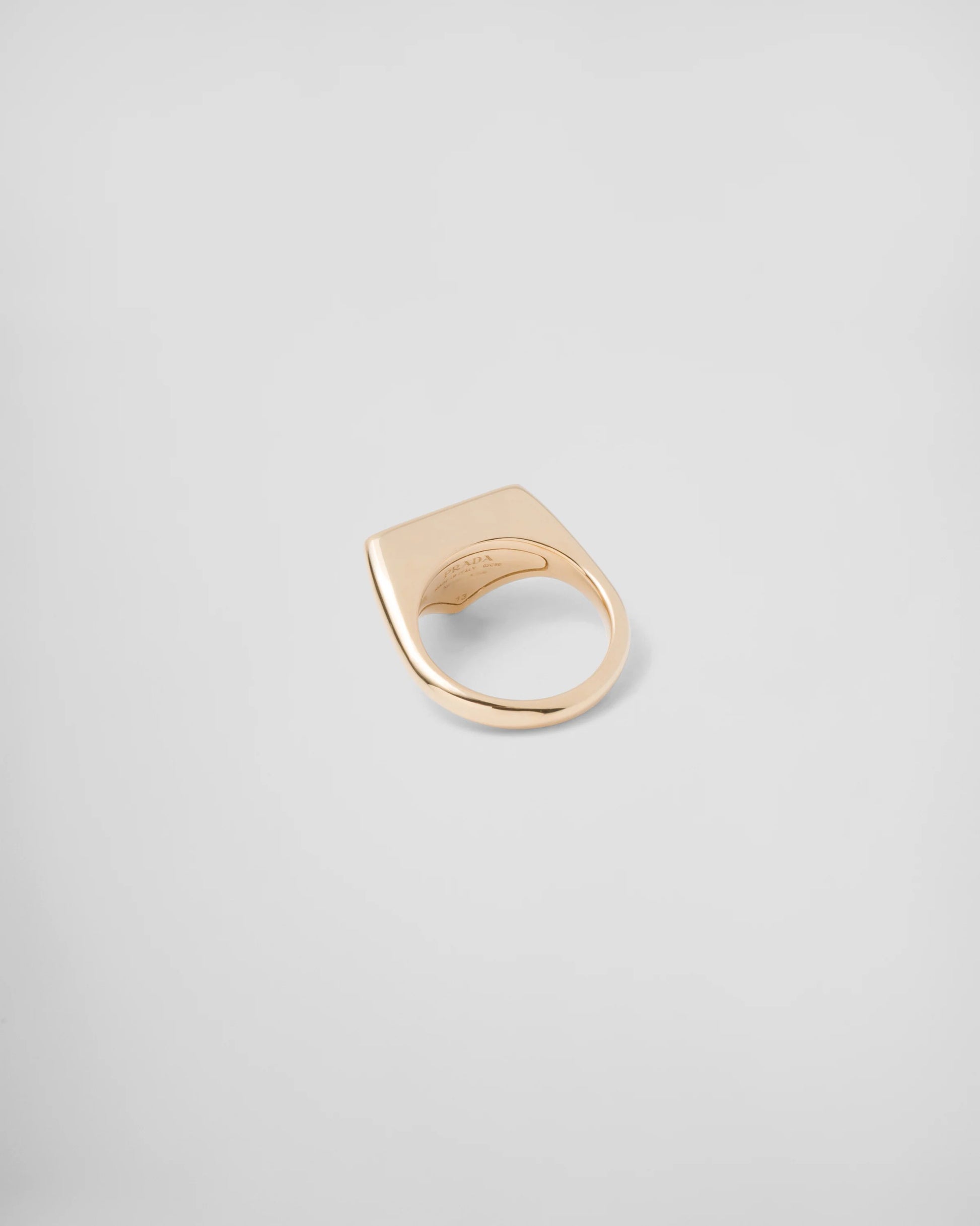 Eternal Gold ring in yellow gold