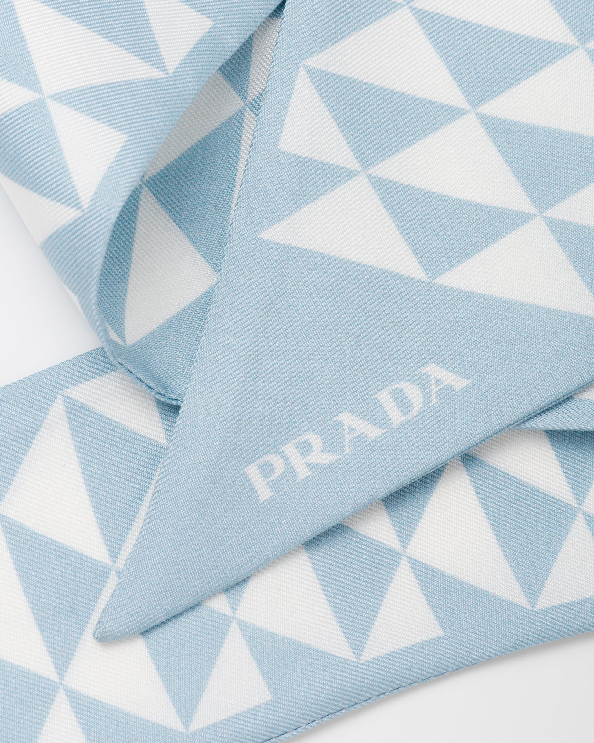 Printed silk tie