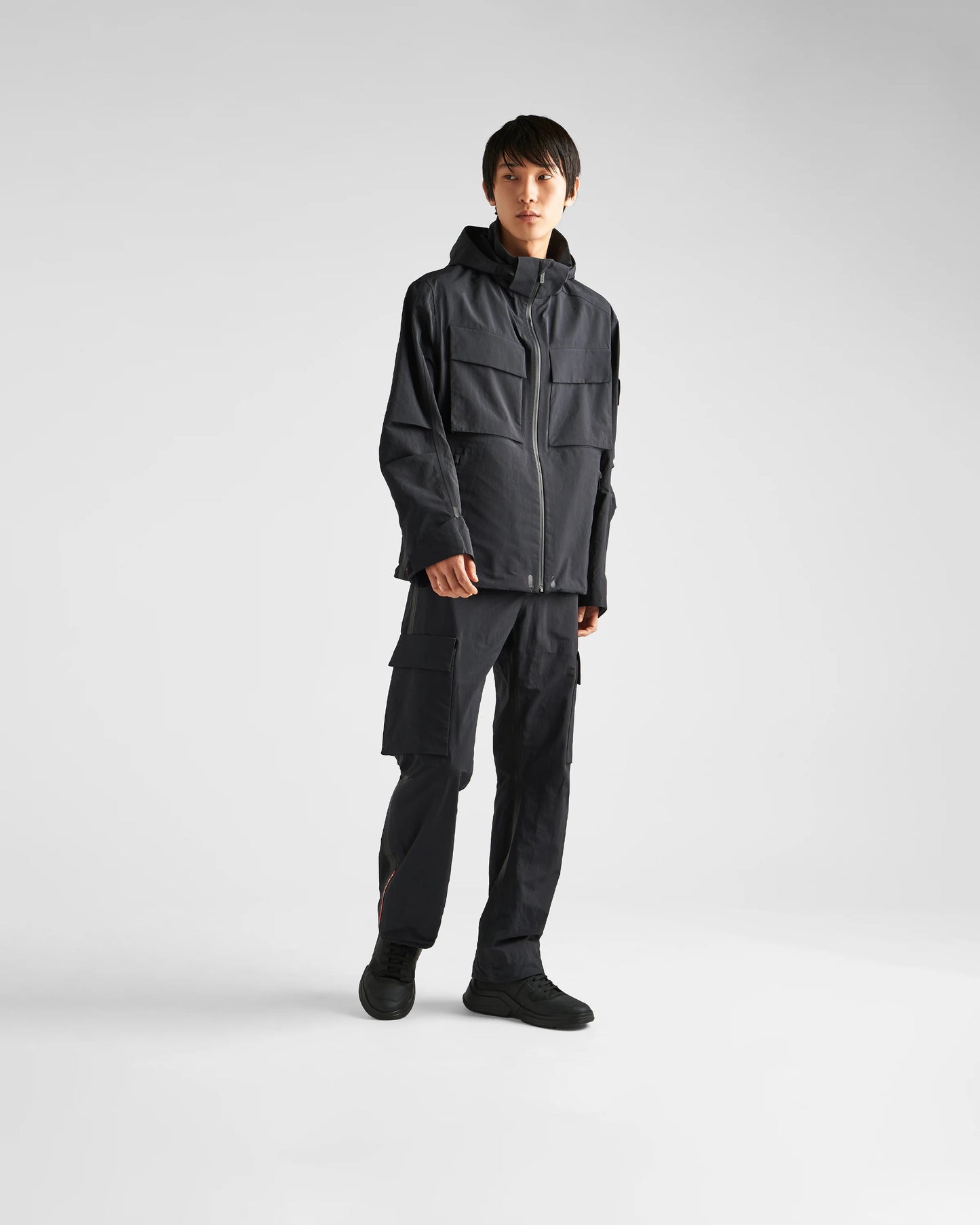 Light technical fabric pants