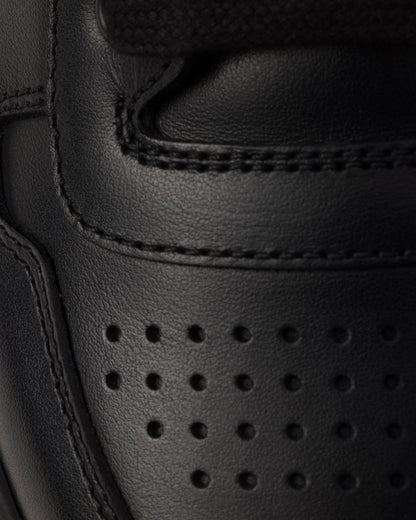 Leather sneakers