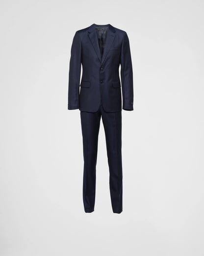 Single-breasted wool suit