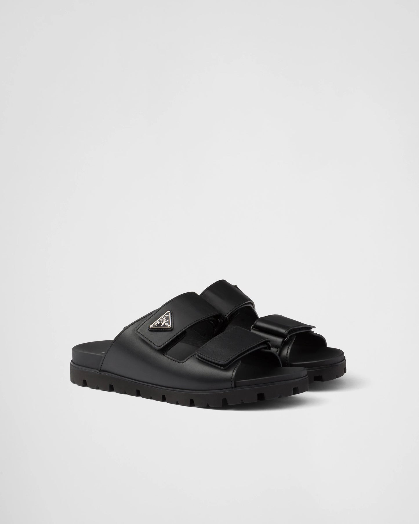 Leather strap sandals