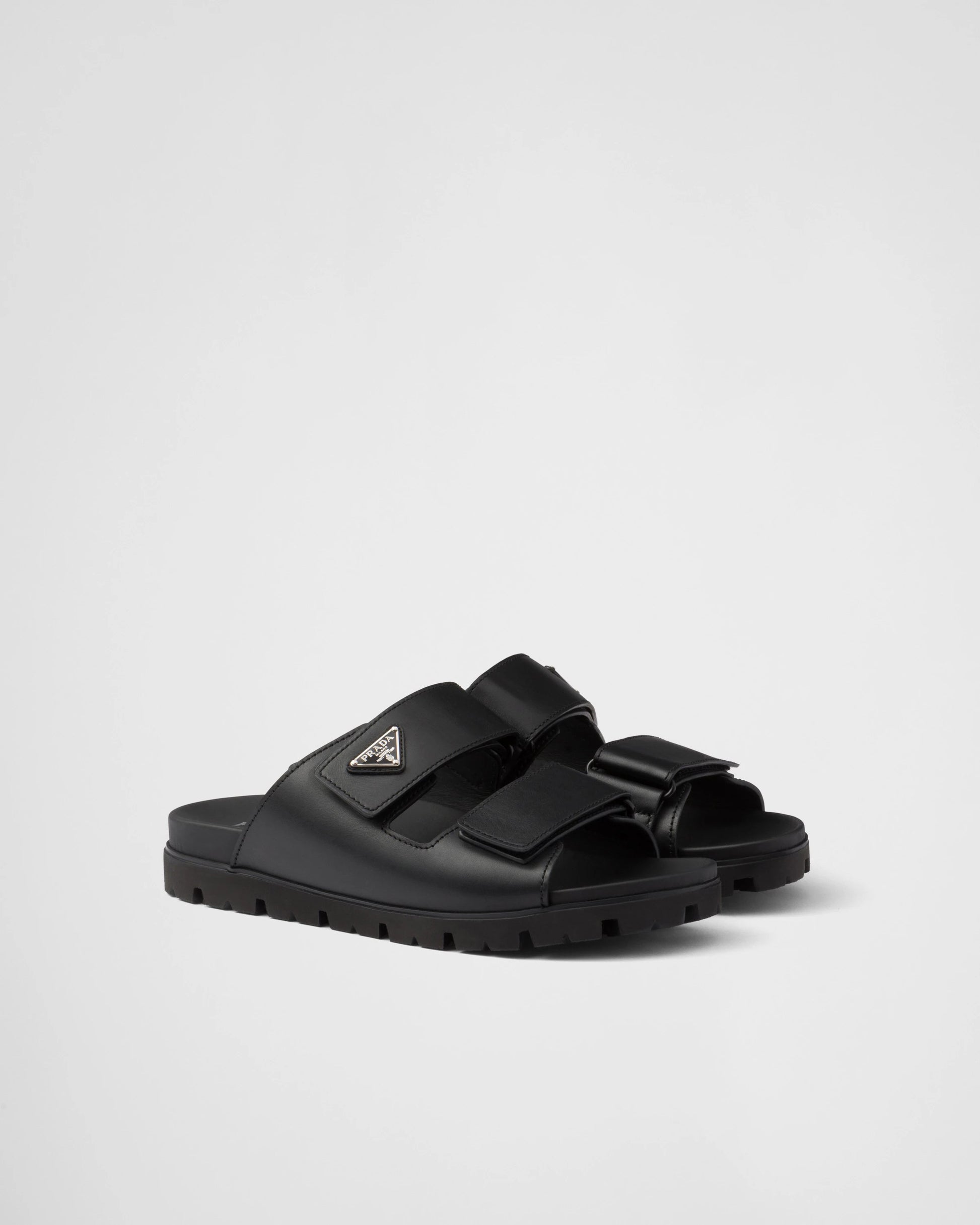 Leather strap sandals