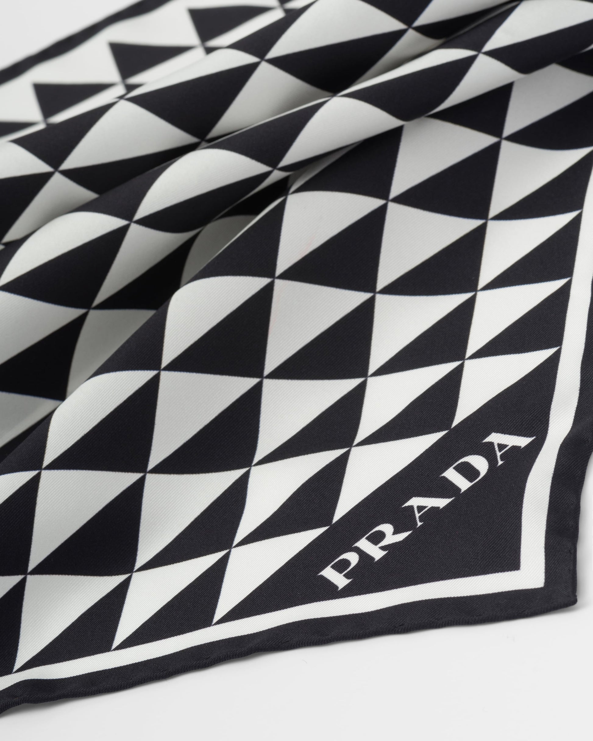 Printed silk twill scarf 55