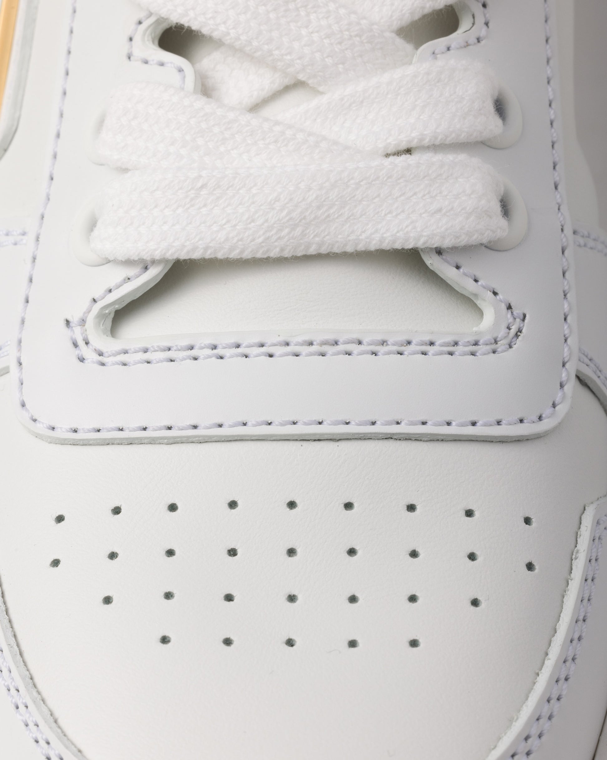 Downtown Bold leather sneakers