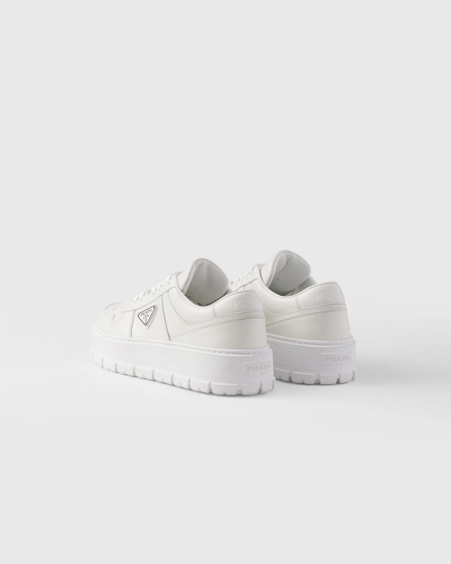 Leather sneakers