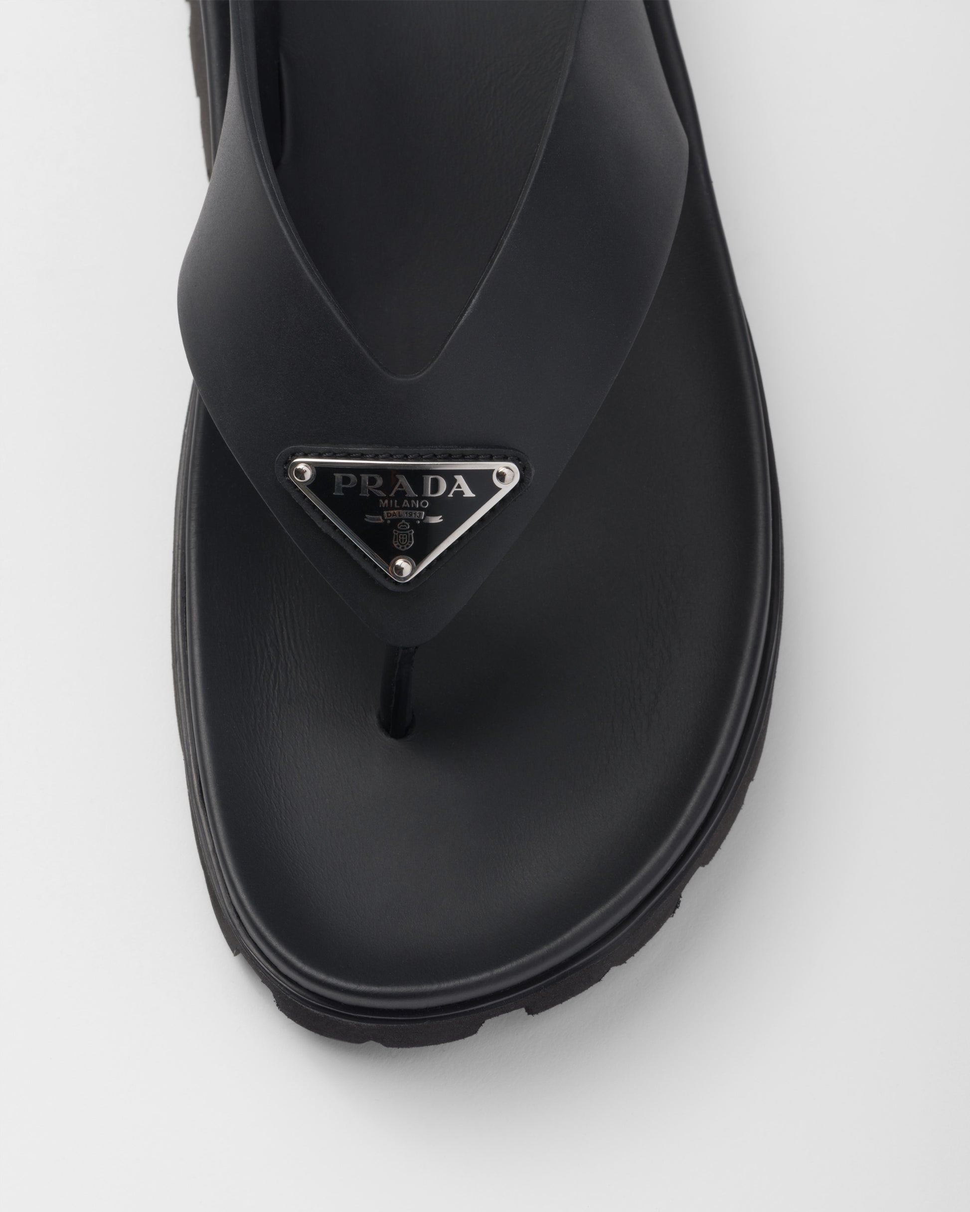 Rubber thong sandals