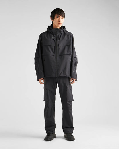 Light technical fabric windbreaker