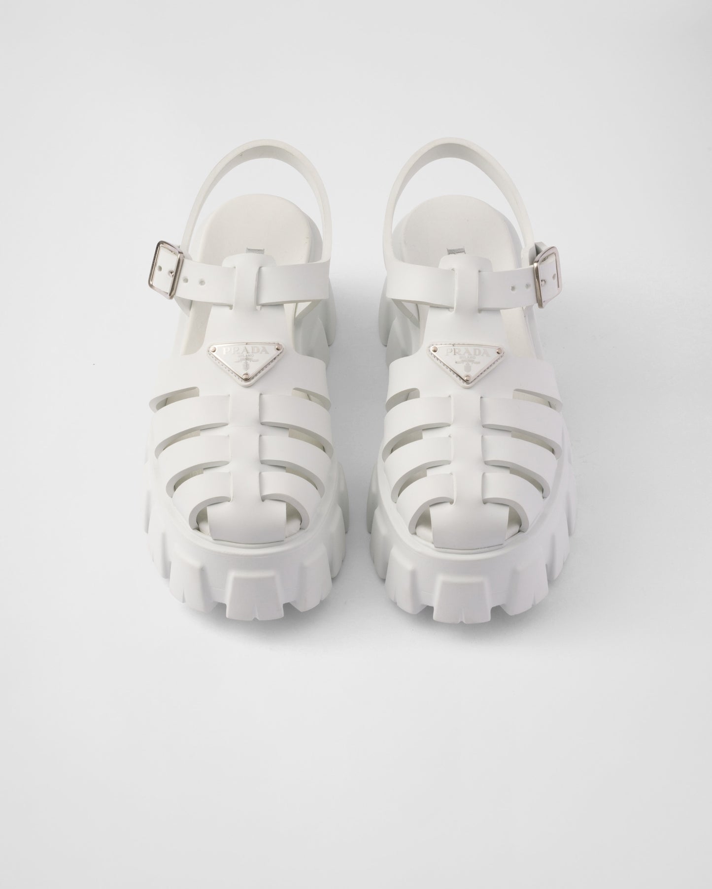 Monolith foam rubber sandals