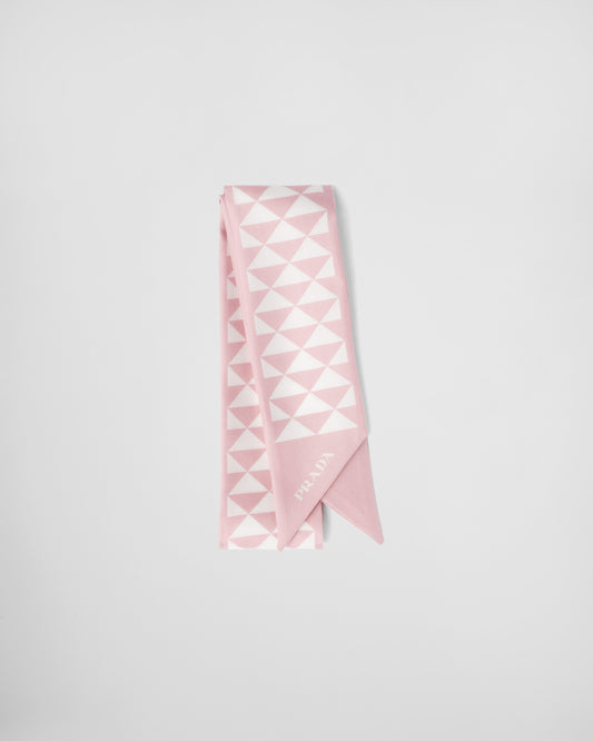 Printed silk tie