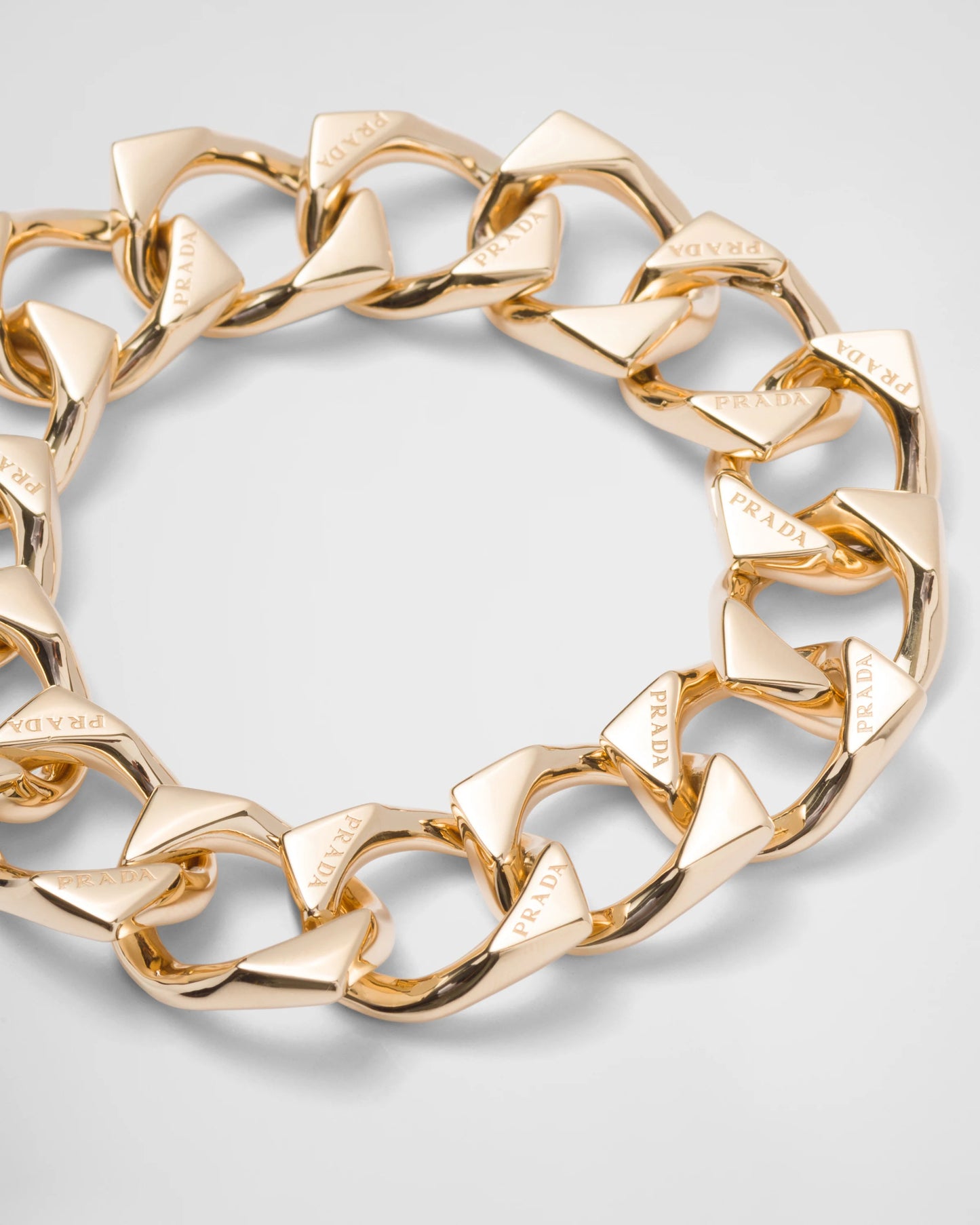 Eternal Gold bracelet in yellow gold