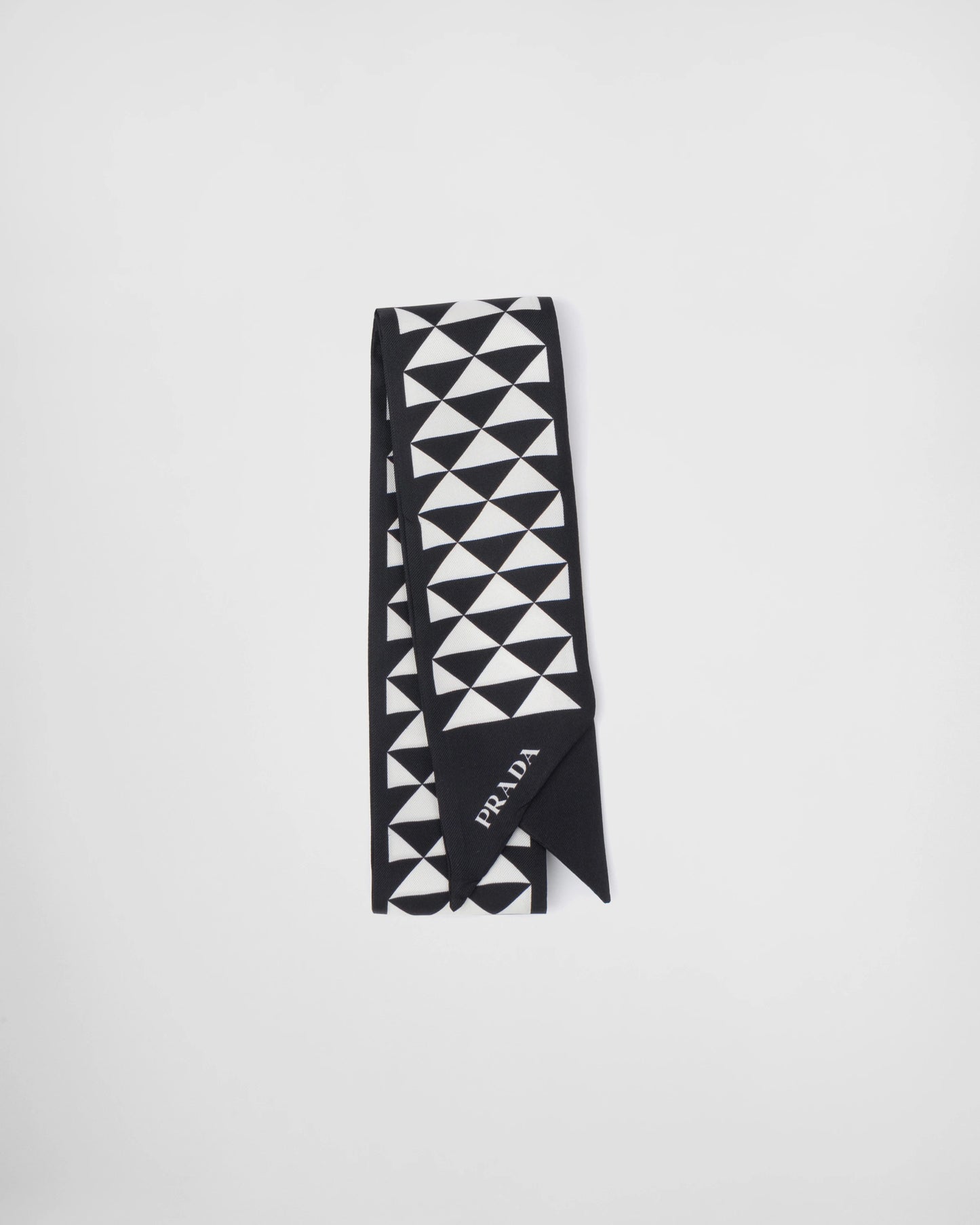 Printed silk tie