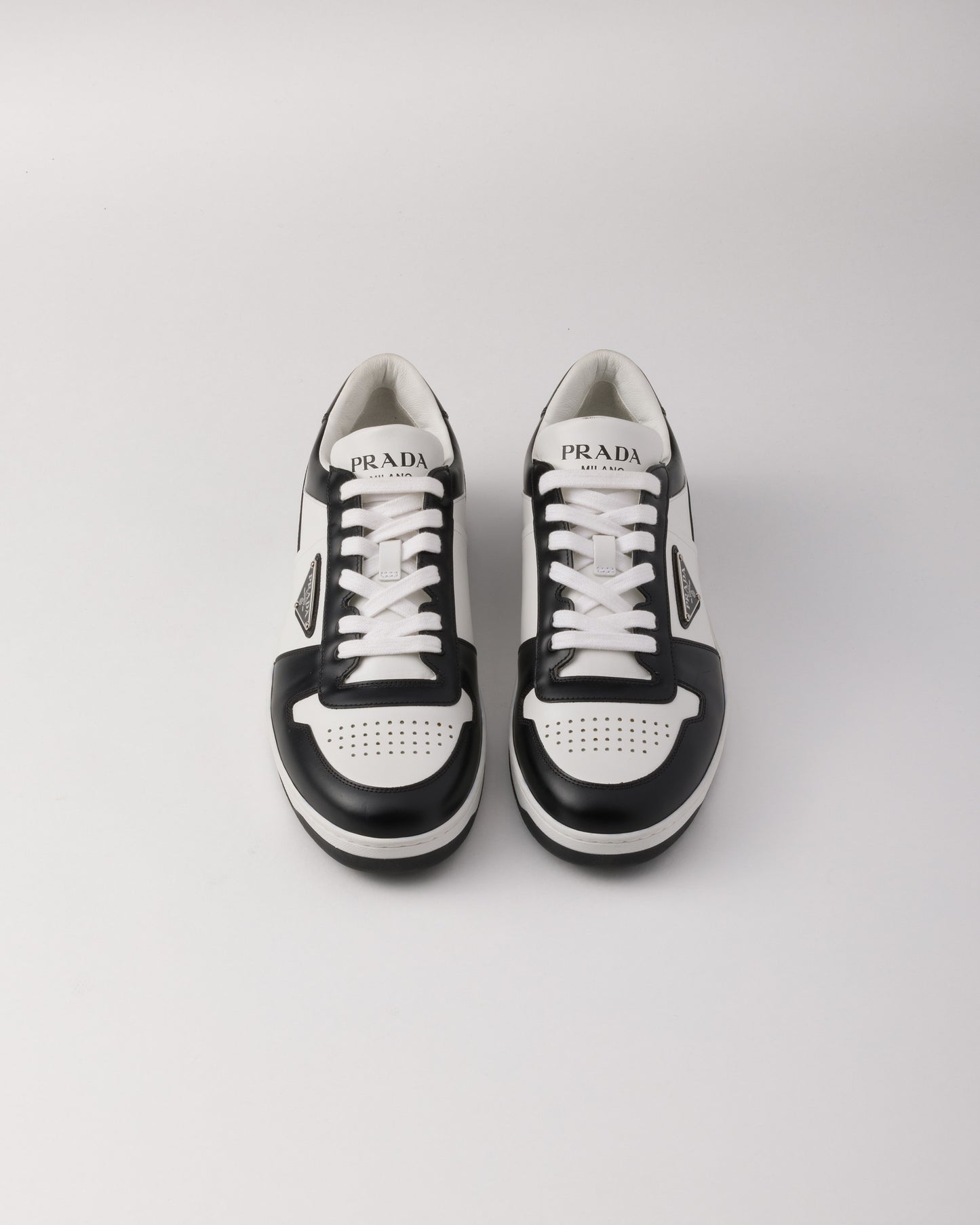 Downtown leather sneakers