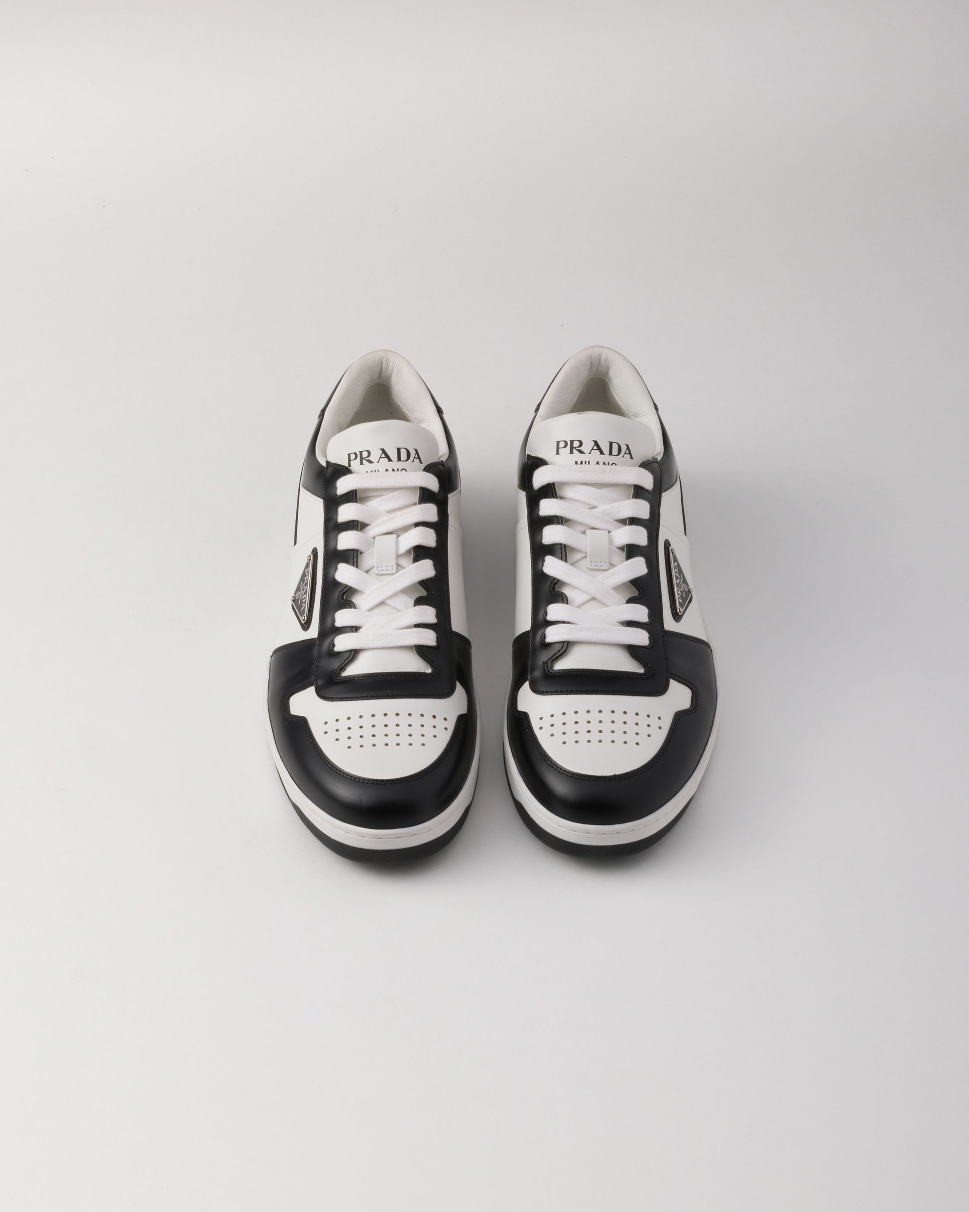Downtown leather sneakers