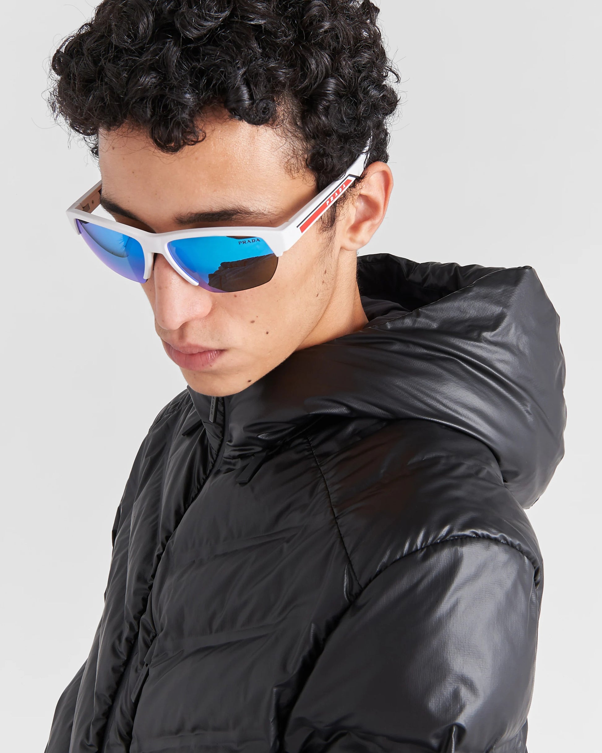 Light Re-Nylon Hooded Puffer Jacket